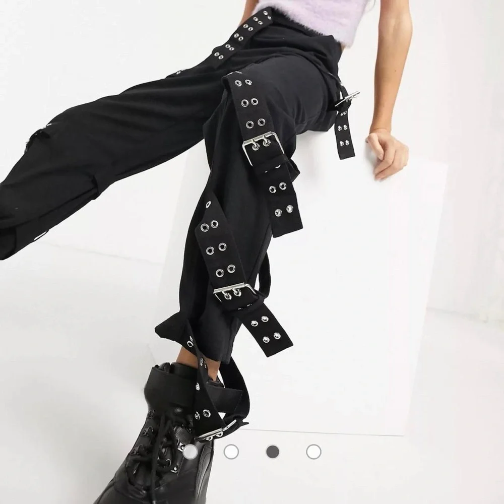 Sold - Picture 6 of 8